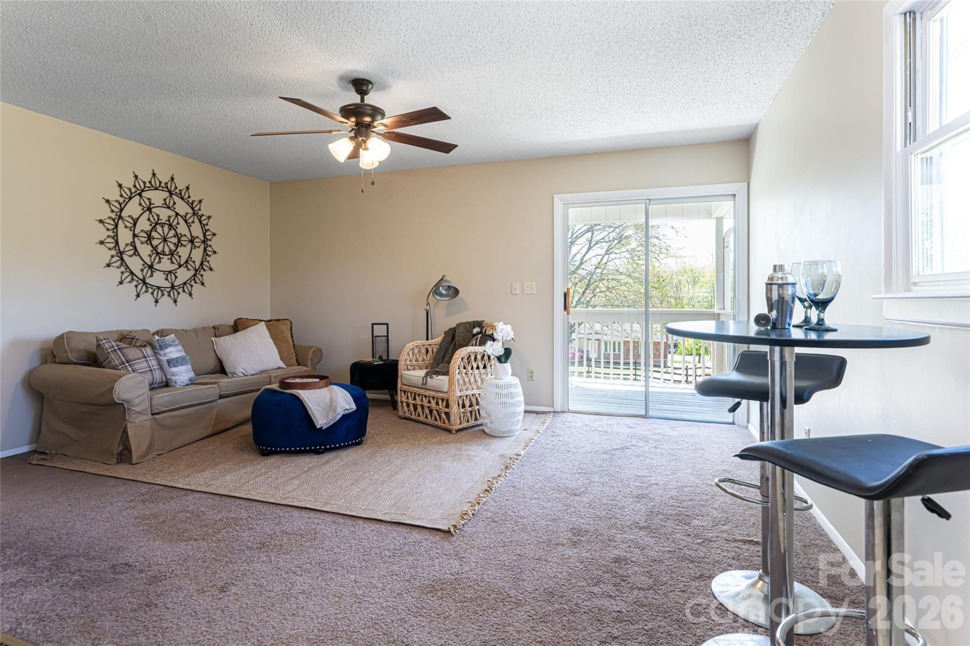 231 View Street - Photo 8