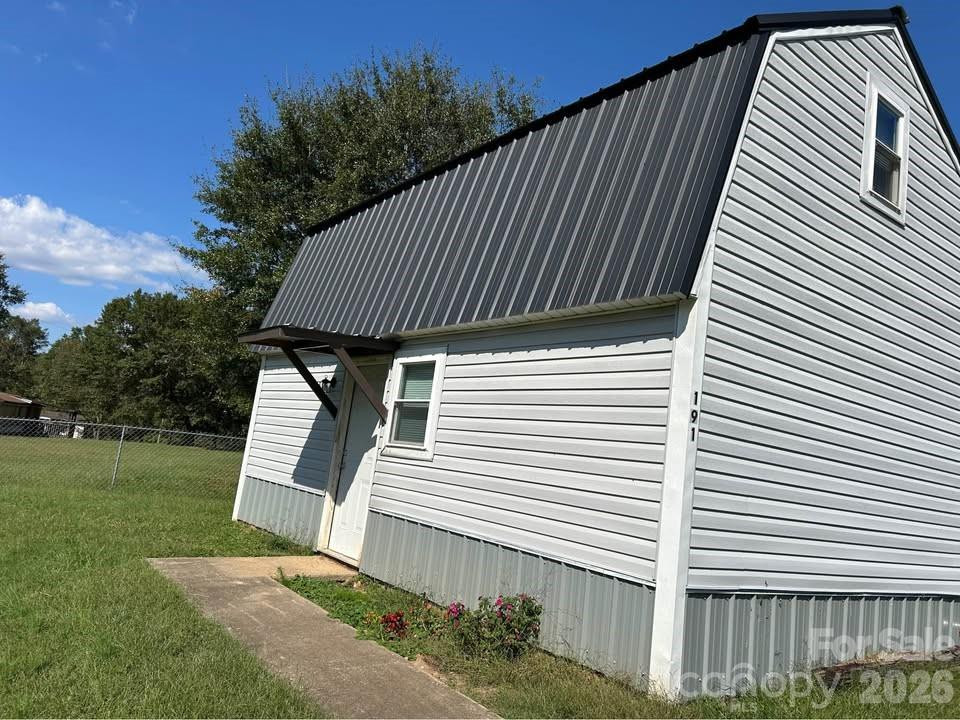 181 Sandy Hill Drive - Photo 5