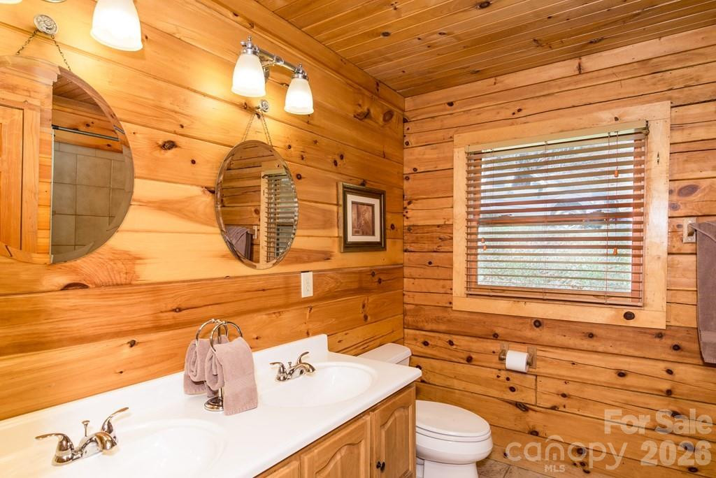 675 Forest Valley Road - Photo 11