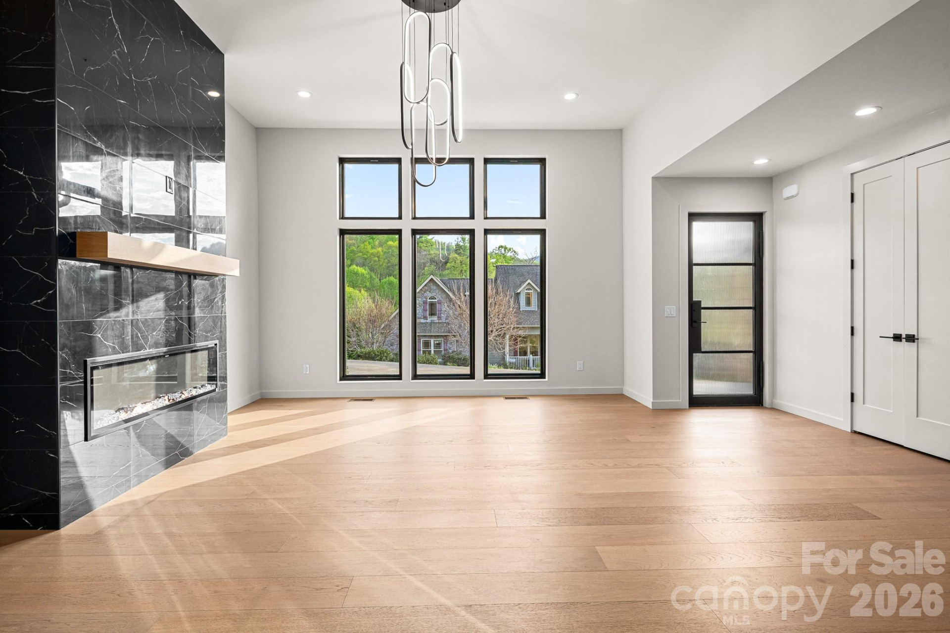 28 Lauren Lane #19 - Photo 6