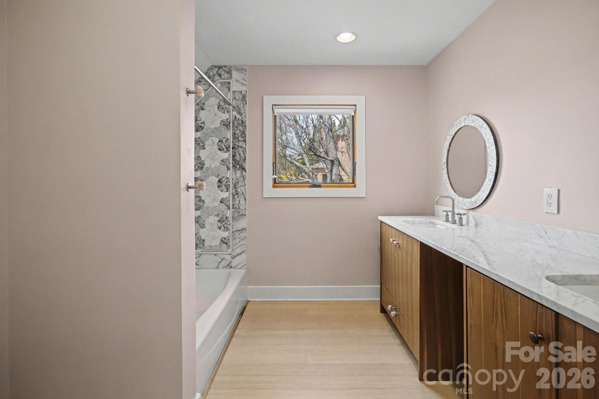 8 Nottingham Drive - Photo 13