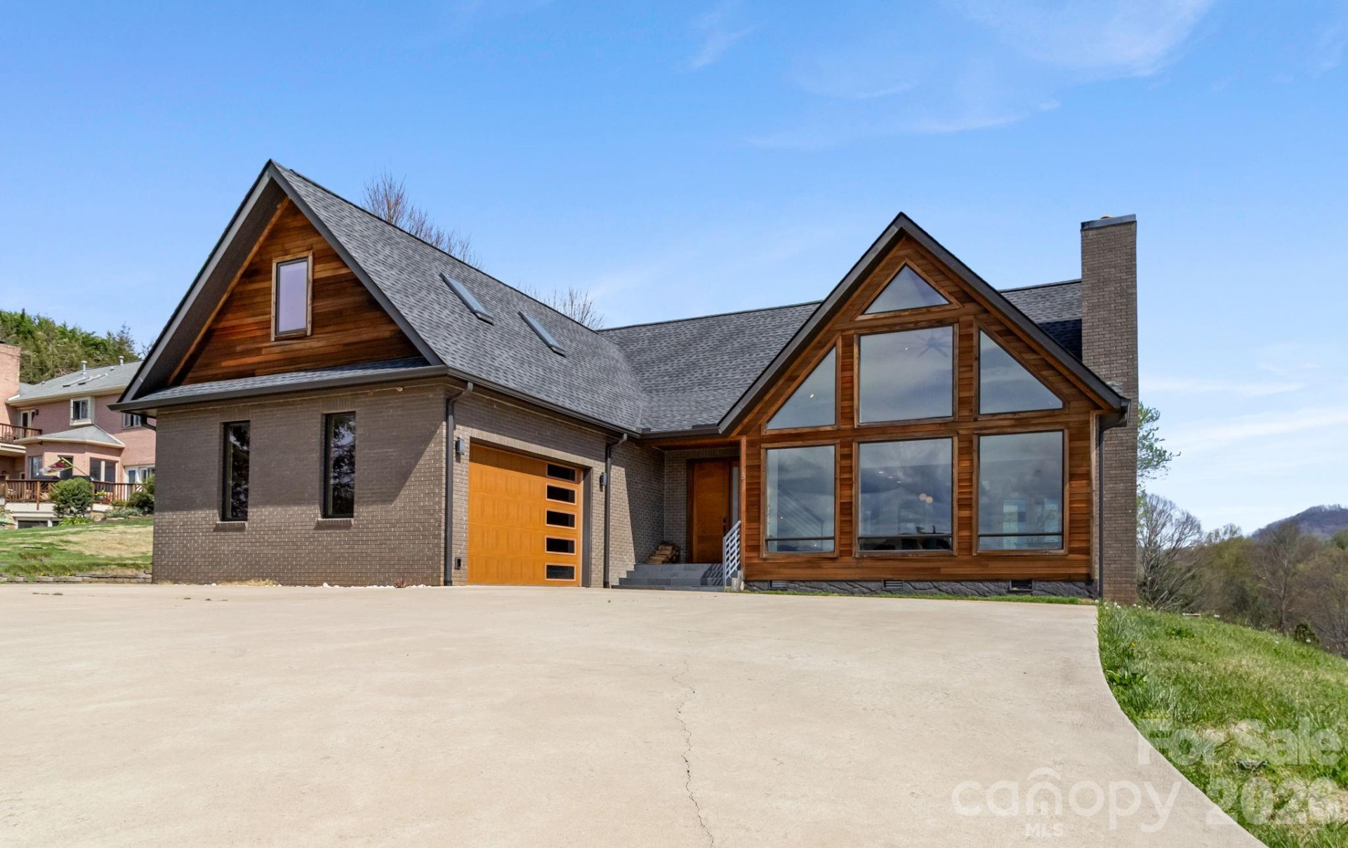 8 Nottingham Drive - Photo 3