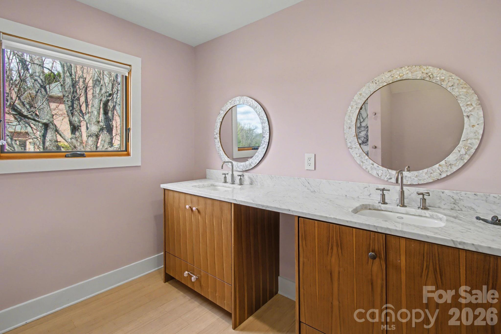 8 Nottingham Drive - Photo 44