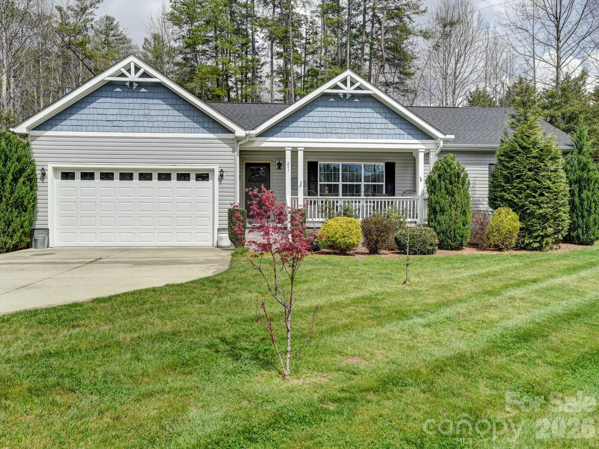 241 West Sunset Ridge Drive - Photo 2