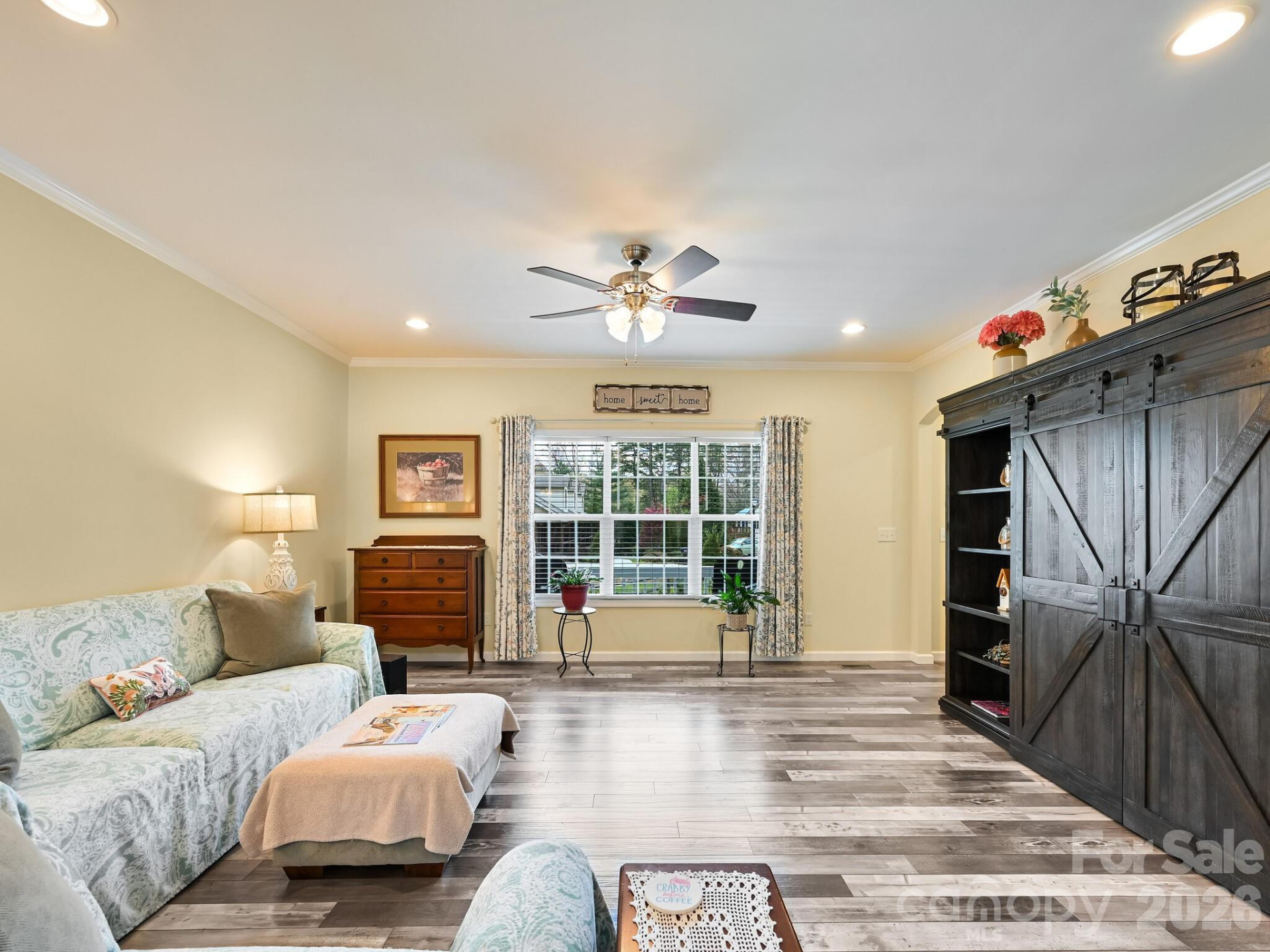 241 West Sunset Ridge Drive - Photo 9