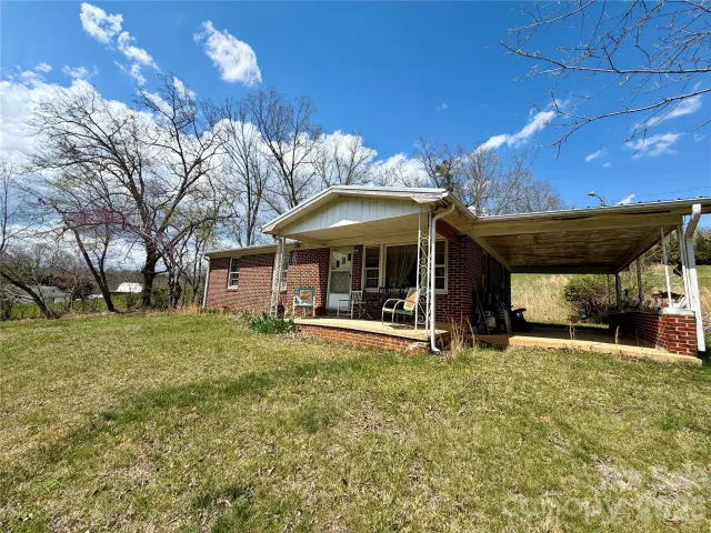 637 Fletcher Martin Road, Alexander, NC, 28701