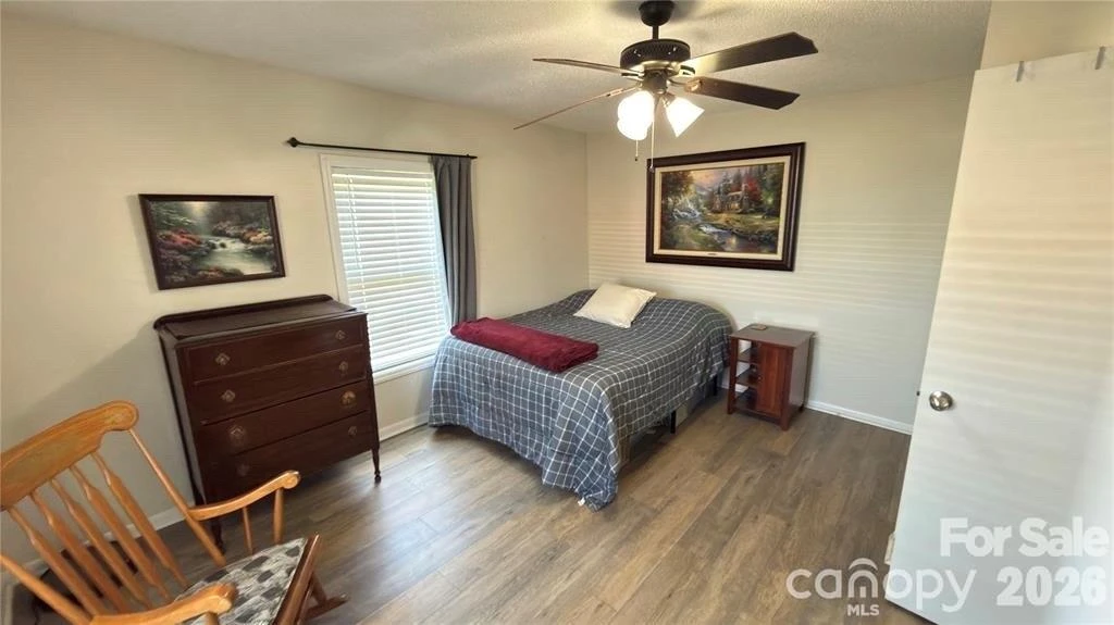 714 Brook Street - Photo 9