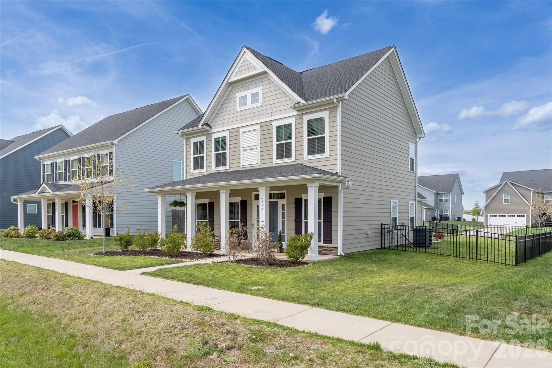 14953 Holbrooks Road - Photo 2