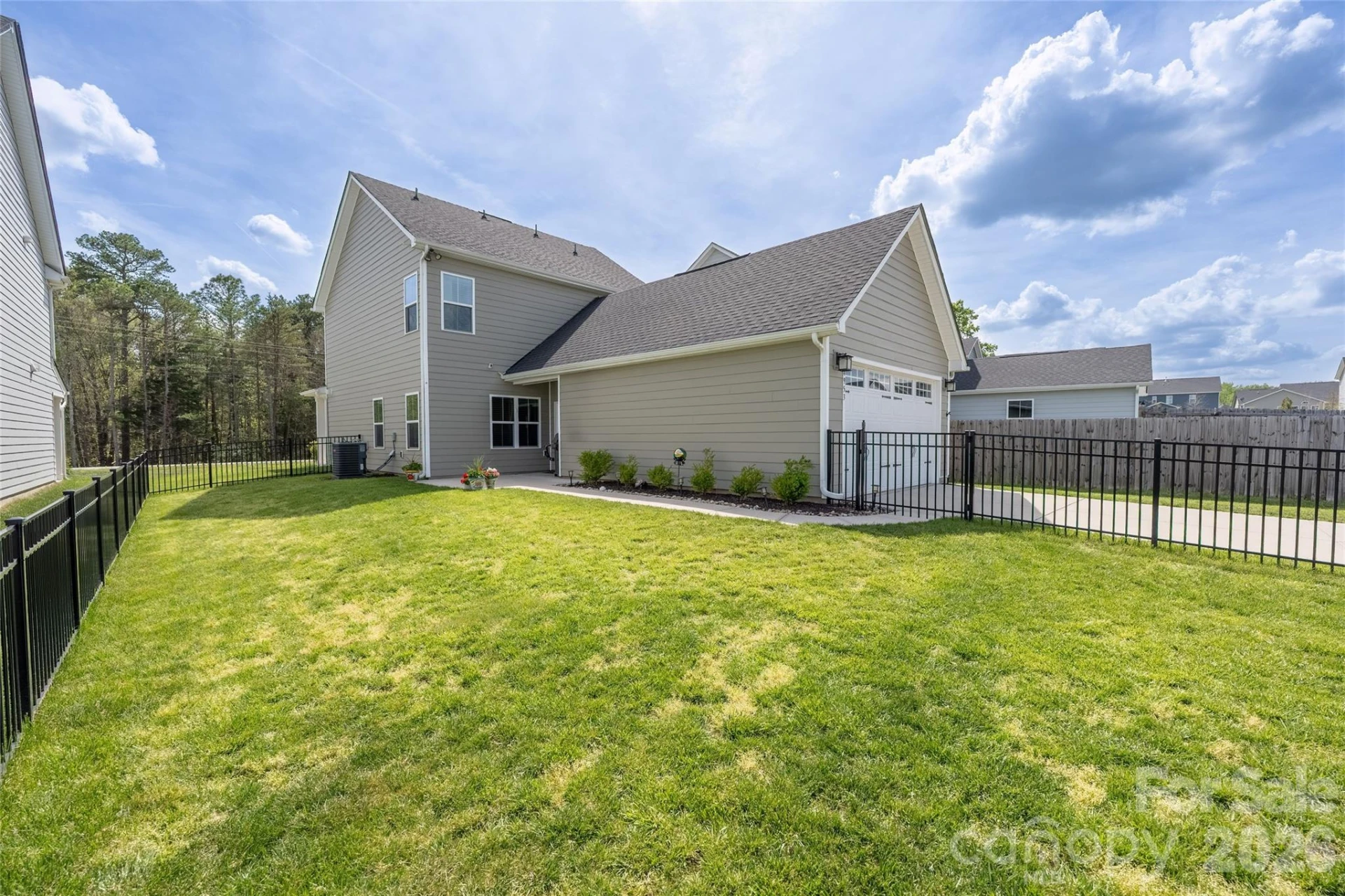 14953 Holbrooks Road - Photo 36