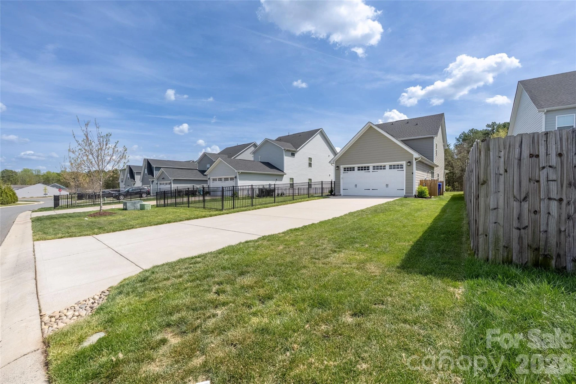 14953 Holbrooks Road - Photo 38
