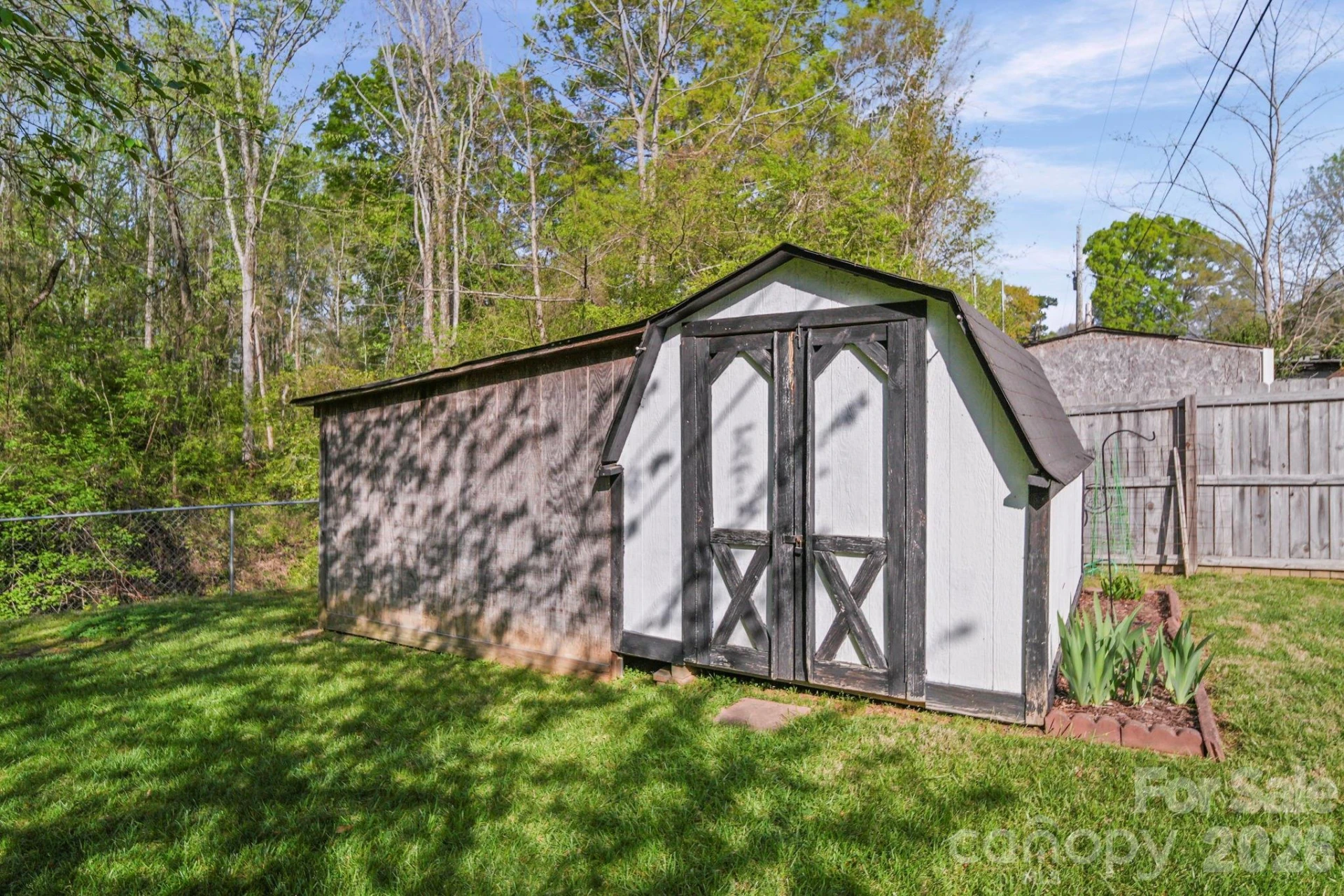 5715 Hillcrest Circle - Photo 15
