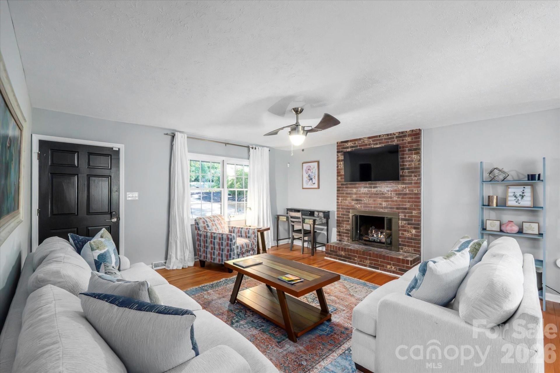 23 Springwood Drive - Photo 2