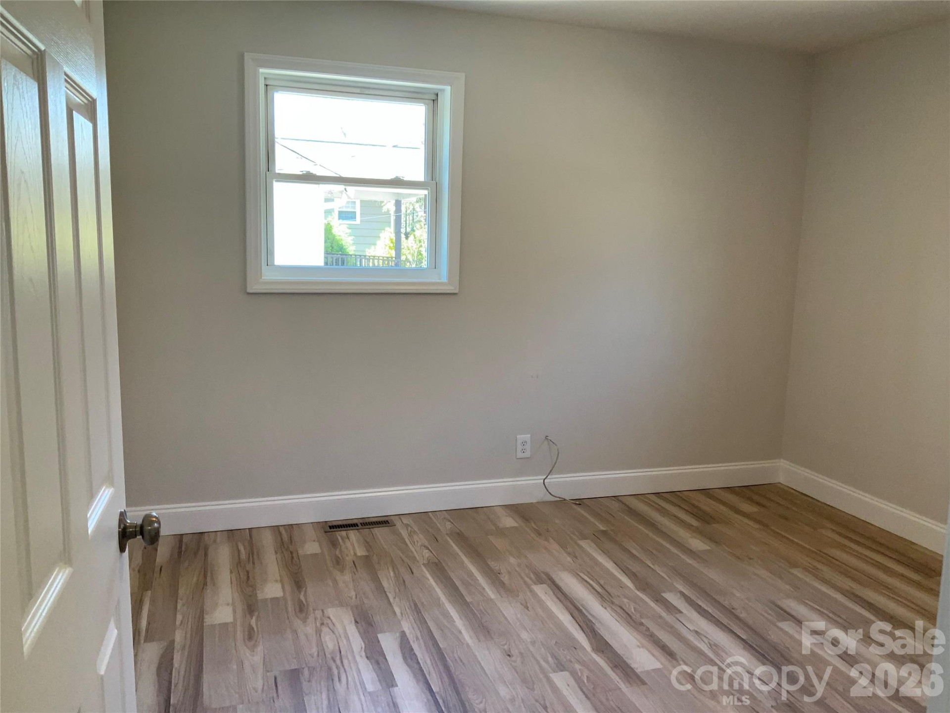 258 NEW LEICESTER Highway - Photo 14