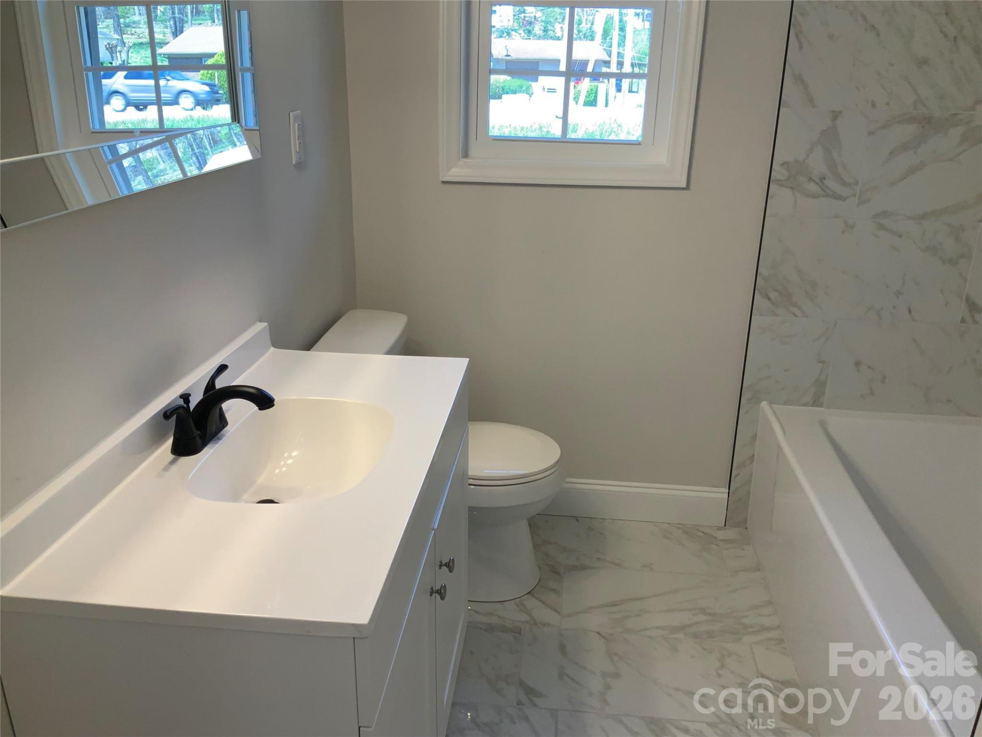 258 NEW LEICESTER Highway - Photo 20