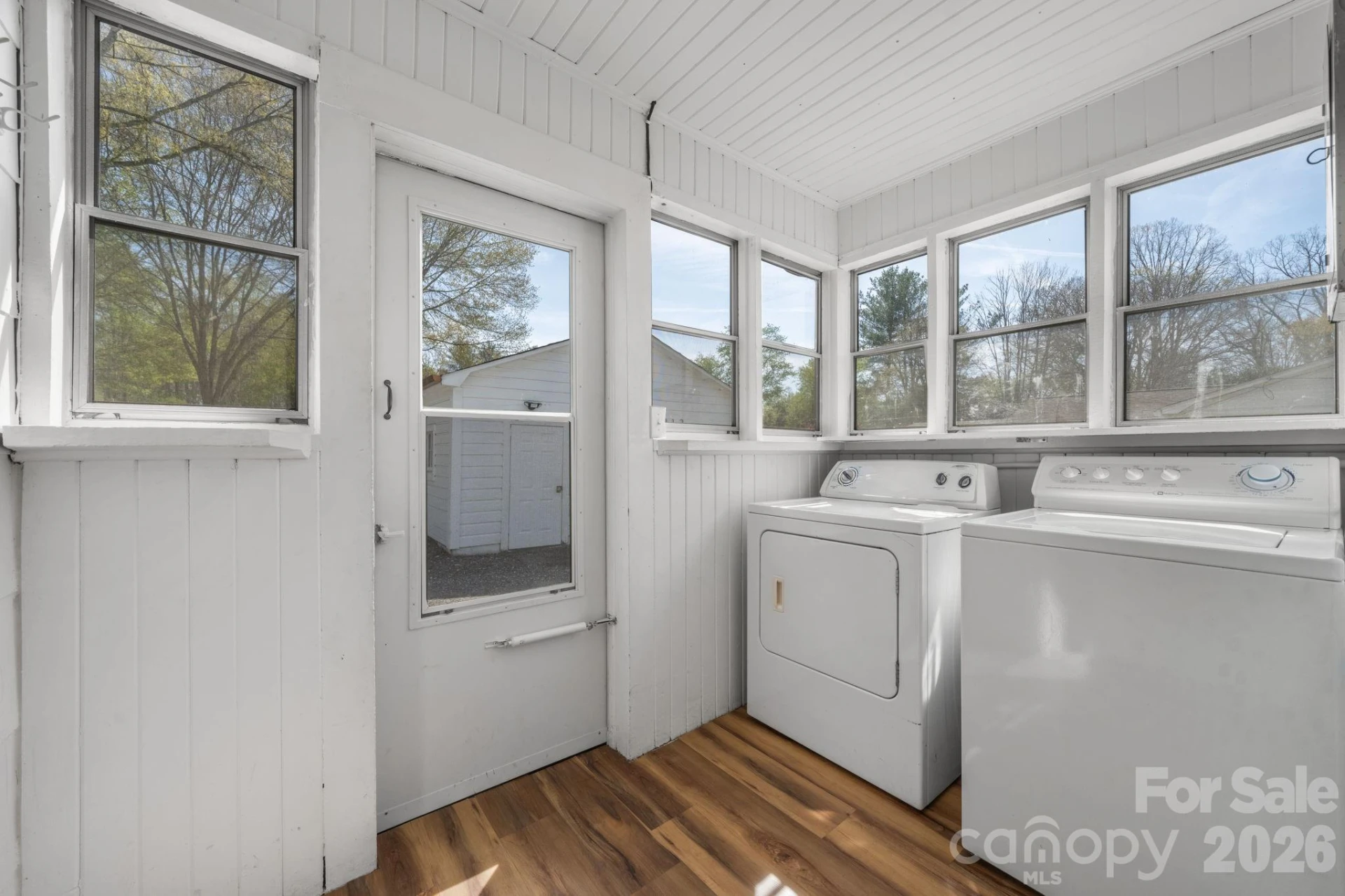 212 Glendale Street - Photo 17