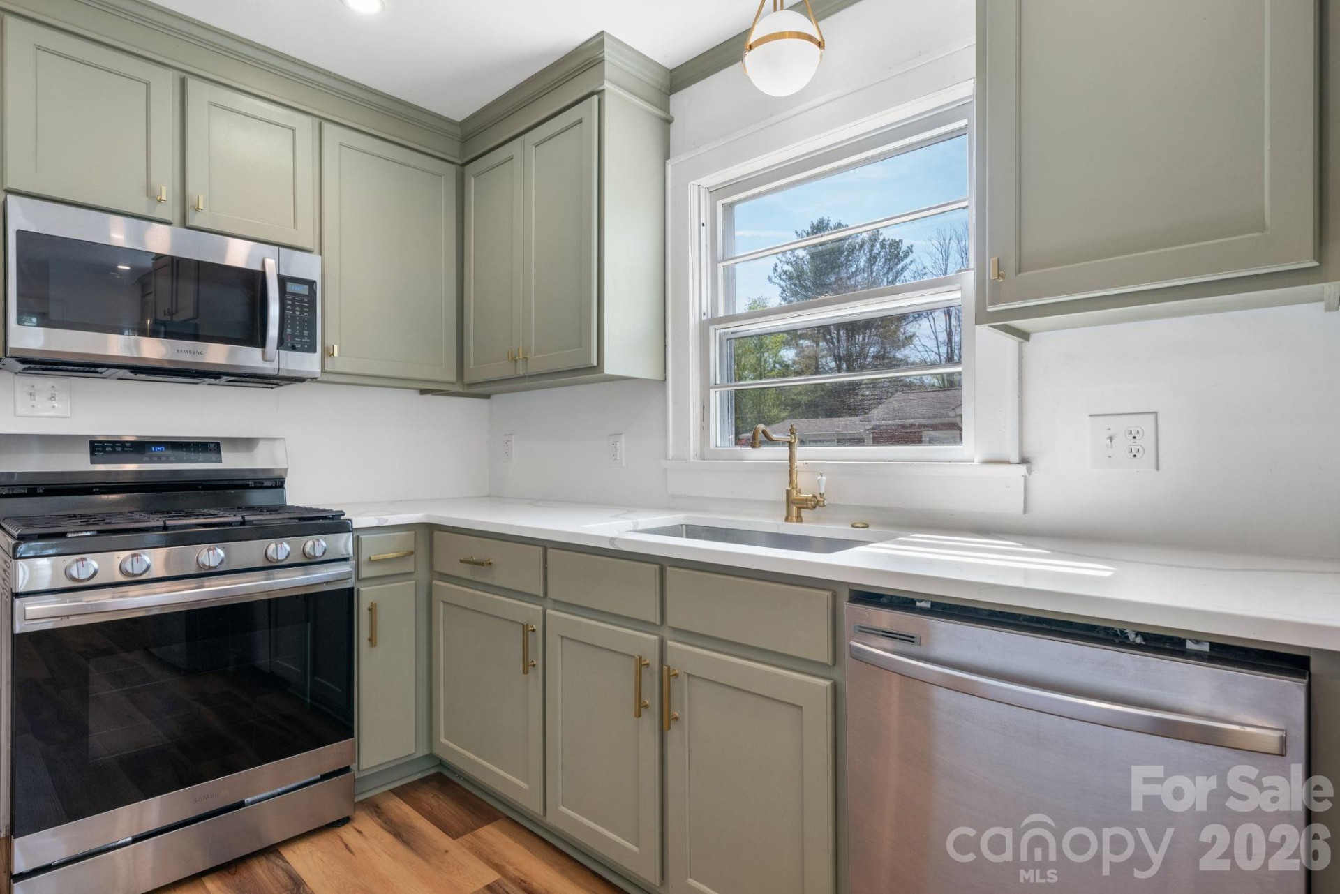 212 Glendale Street - Photo 3