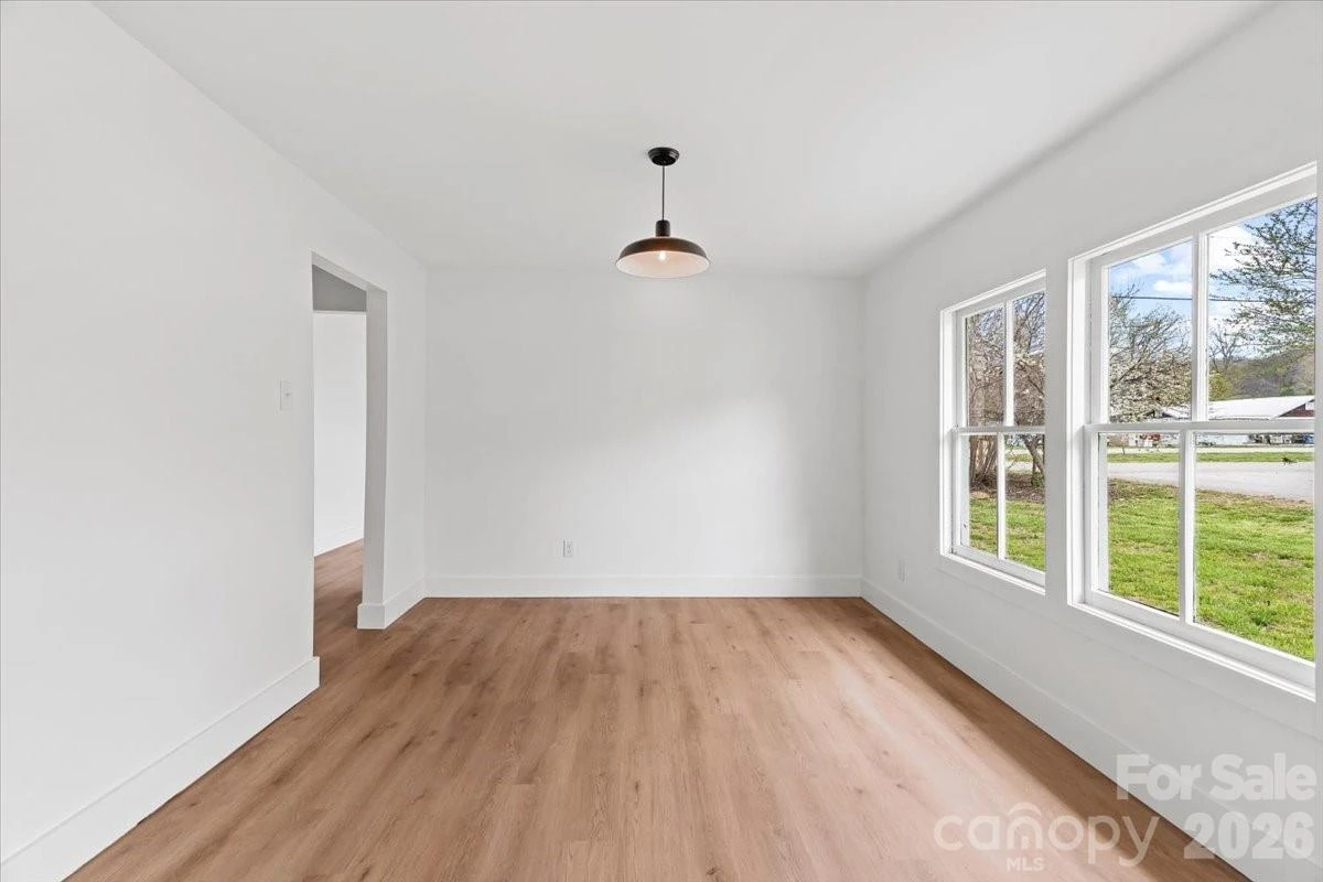 1623 Barnardsville Highway - Photo 18