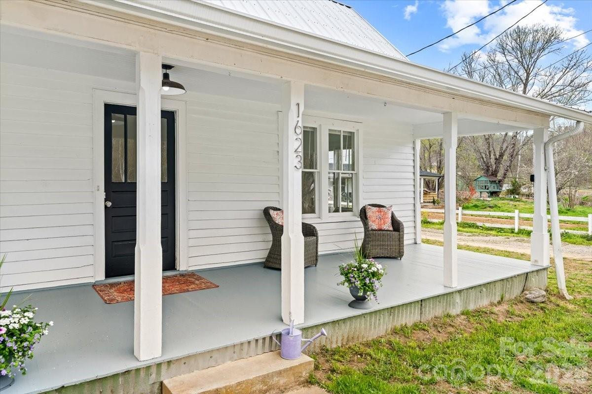1623 Barnardsville Highway - Photo 3