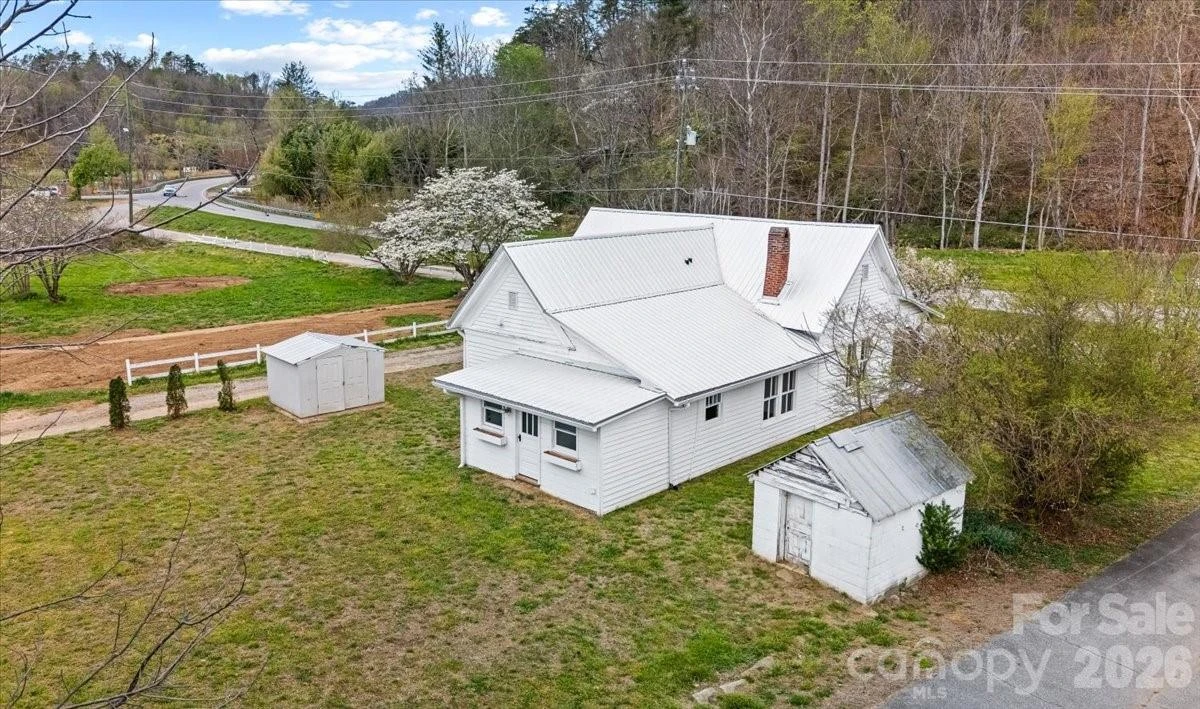 1623 Barnardsville Highway - Photo 32