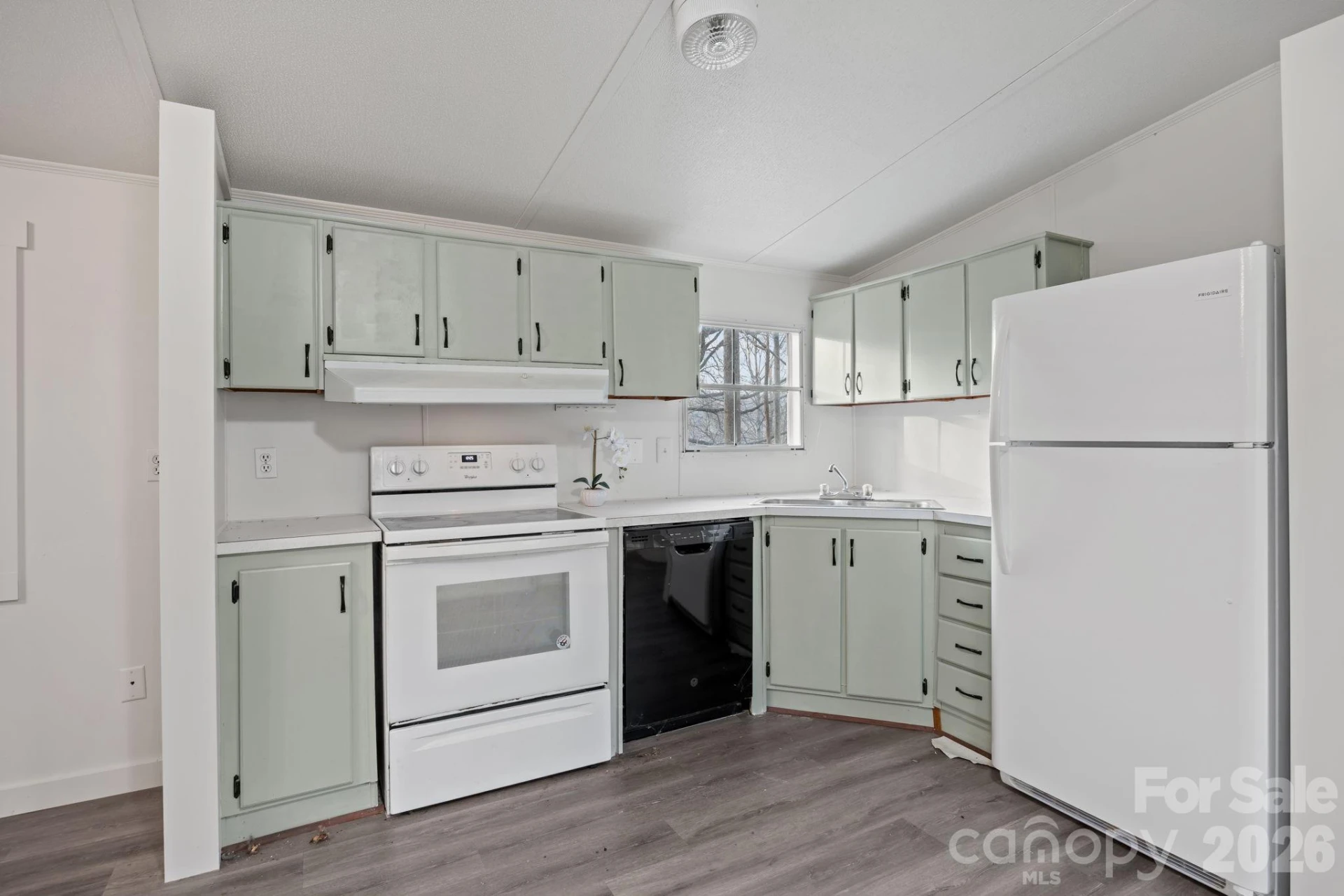 19 Kayce Drive - Photo 6