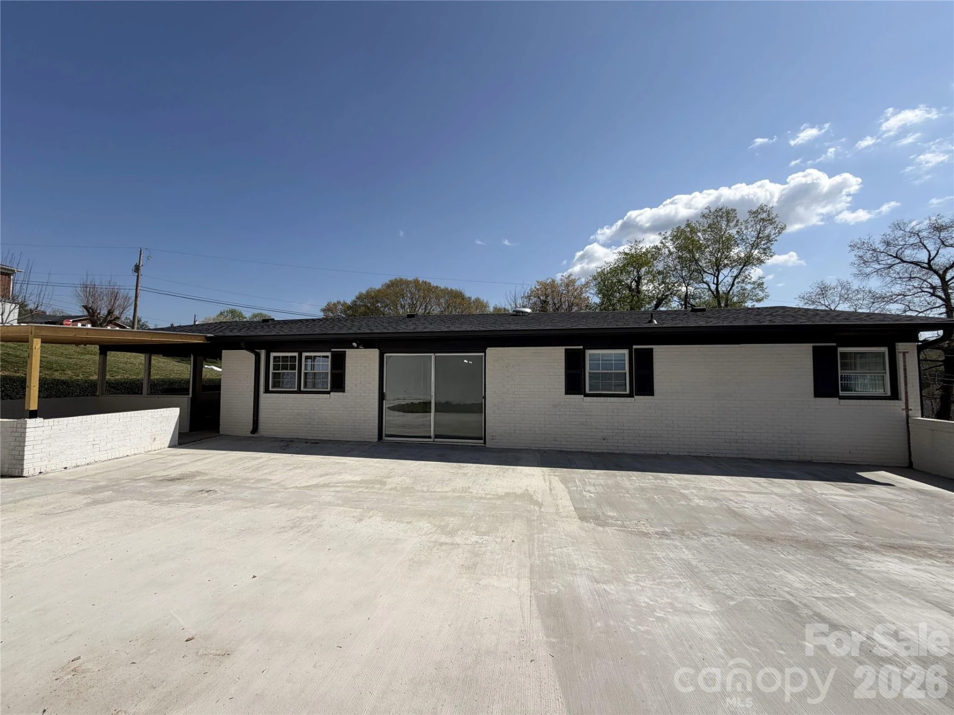 202 WOODWARD Avenue - Photo 2