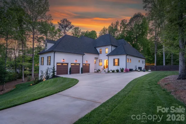 365 Stone Cliff Lane