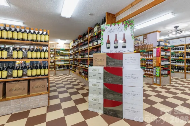 130 US 64 None, Cashiers, NC, 28741