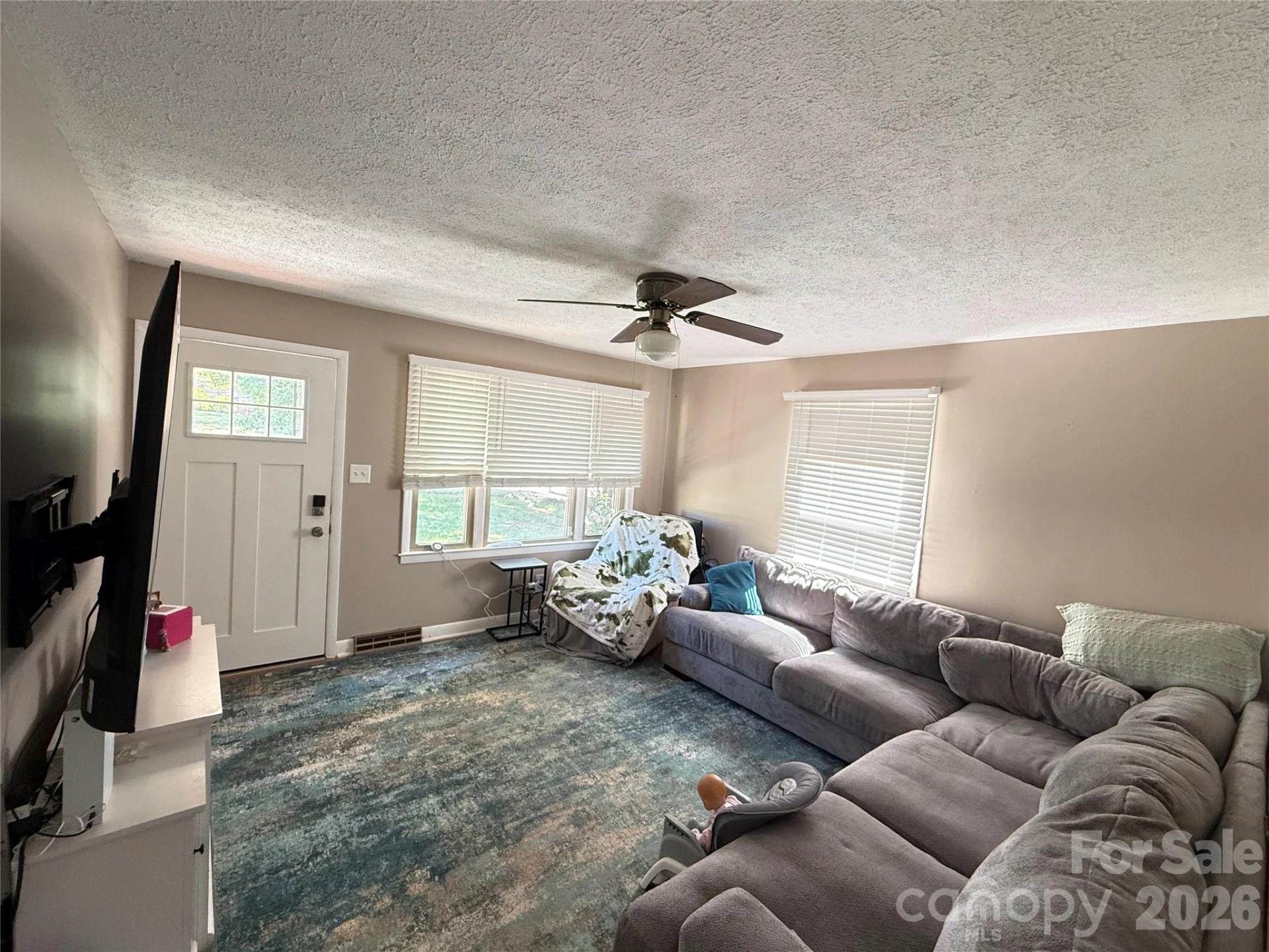 103 Regina Drive - Photo 5