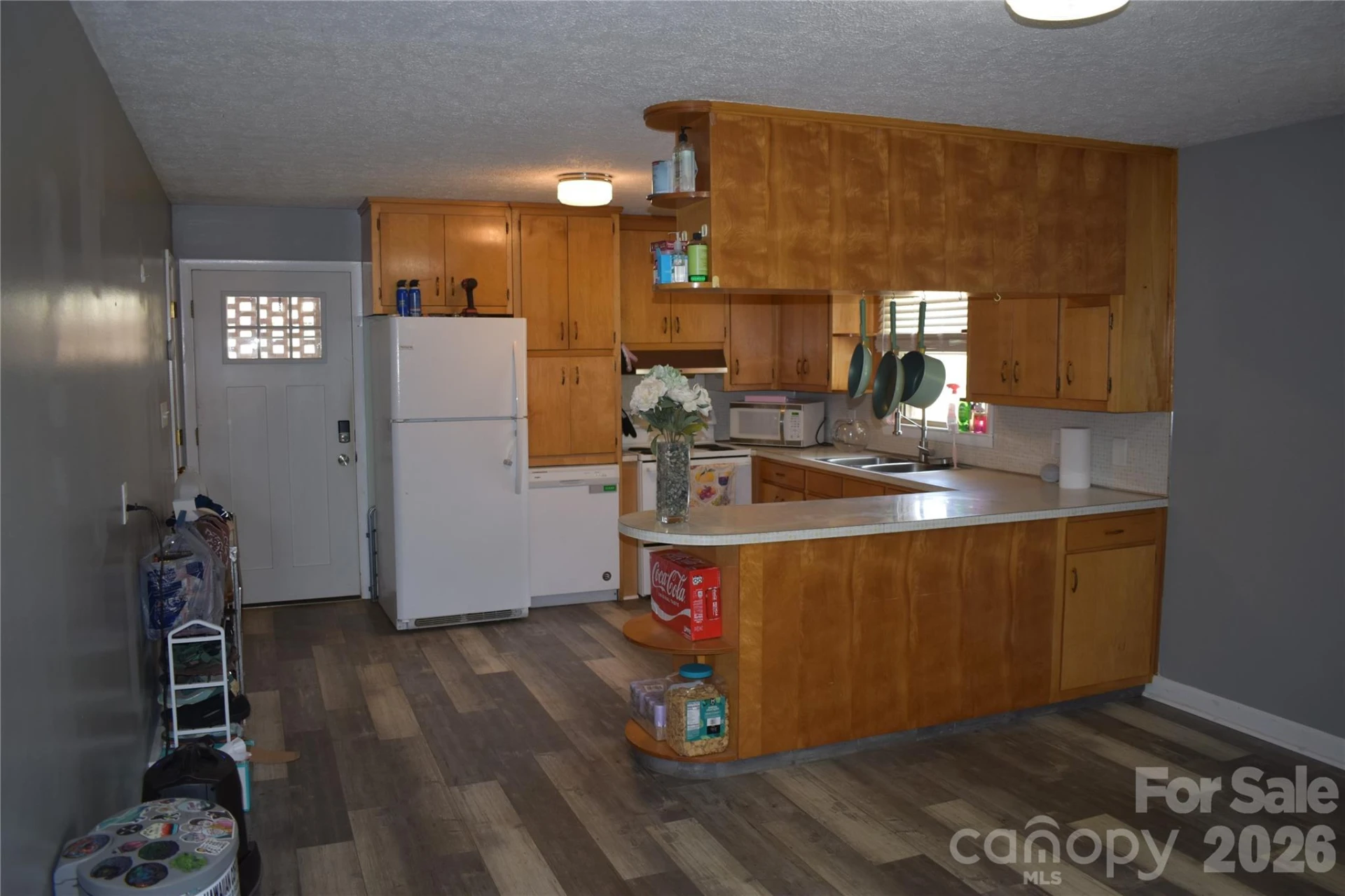 103 Regina Drive - Photo 45