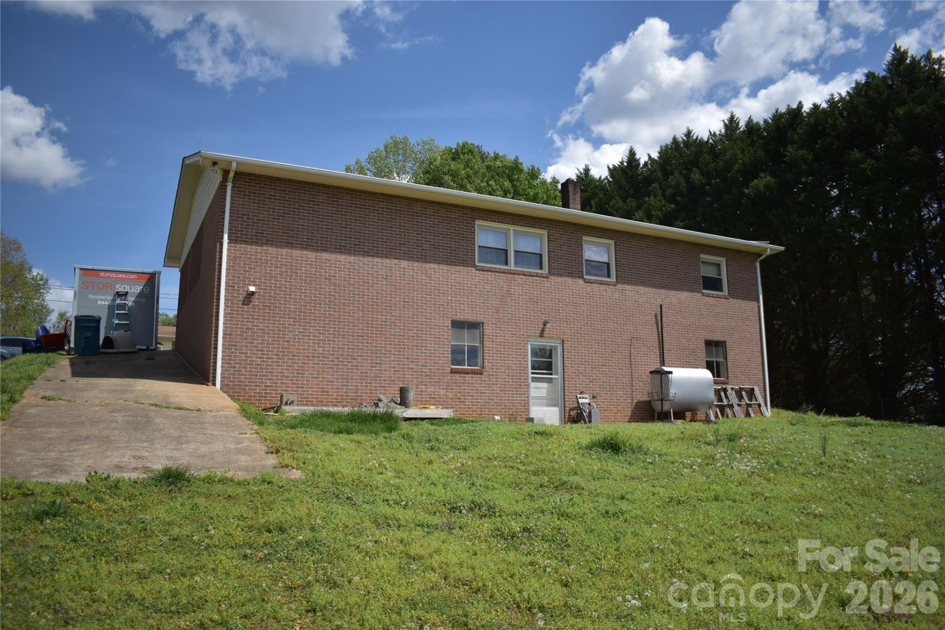 103 Regina Drive - Photo 6