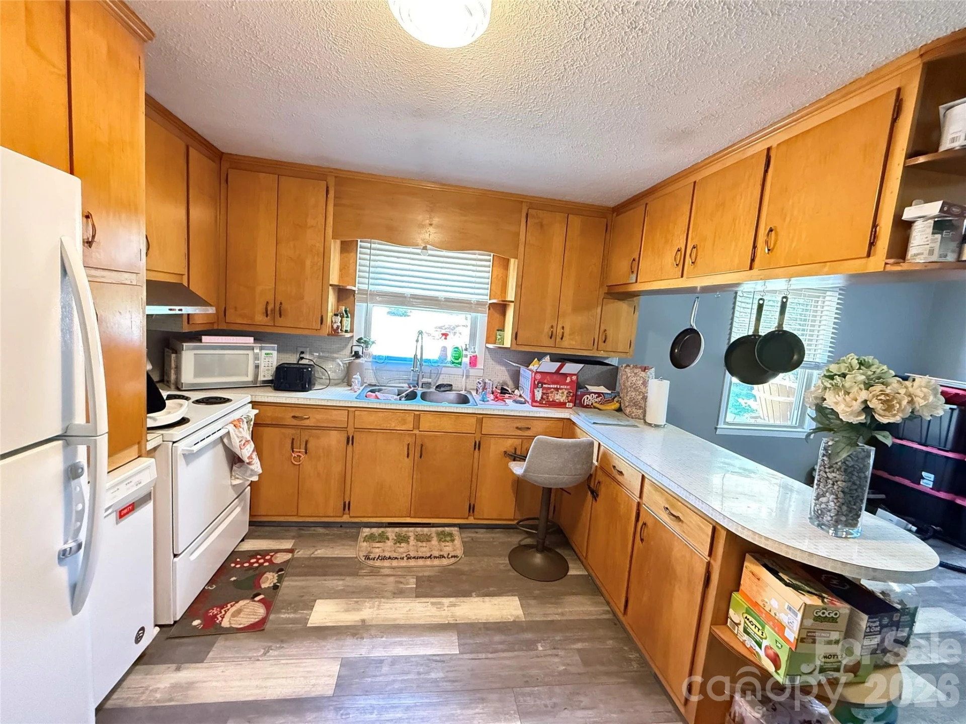 103 Regina Drive - Photo 8
