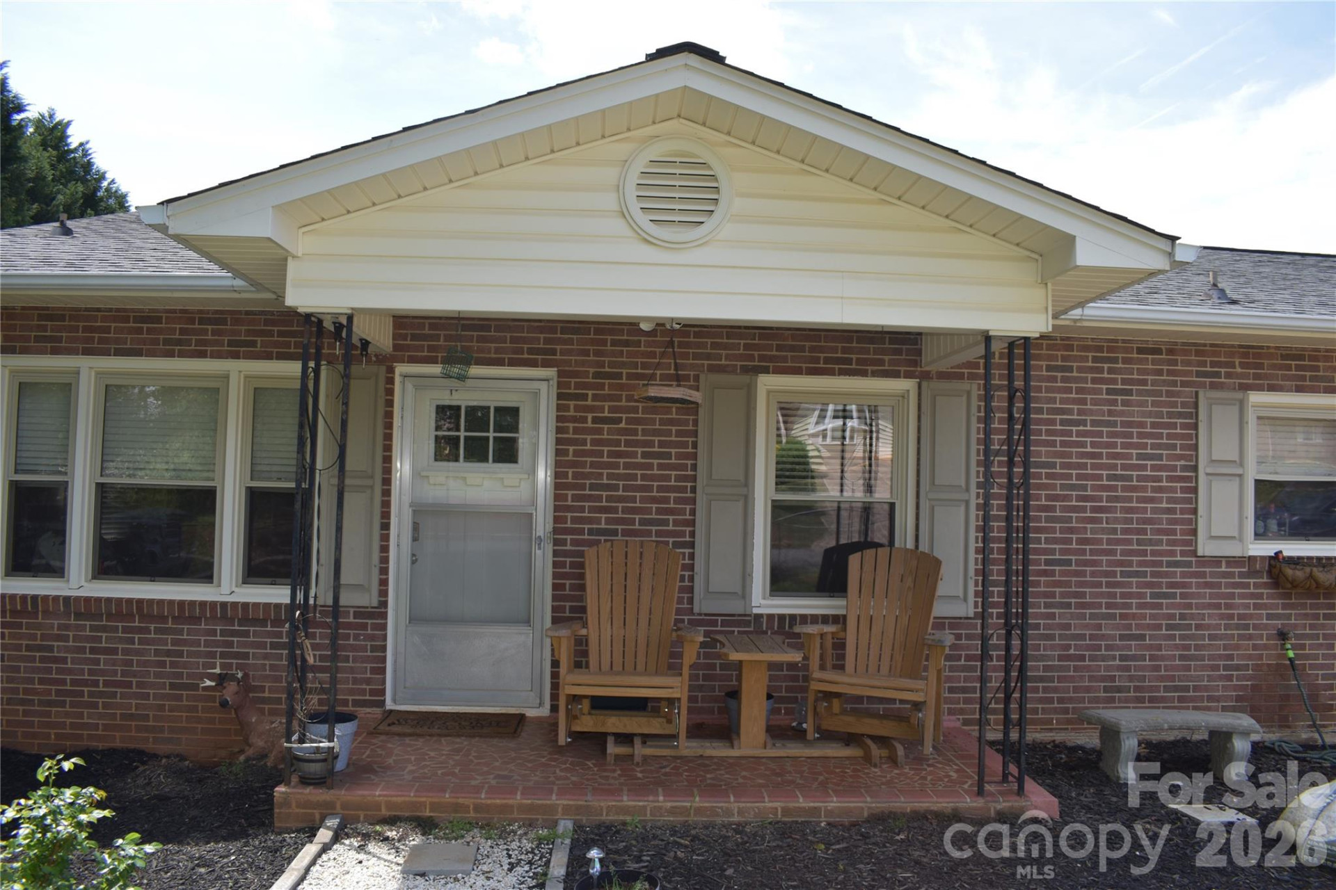 103 Regina Drive - Photo 8