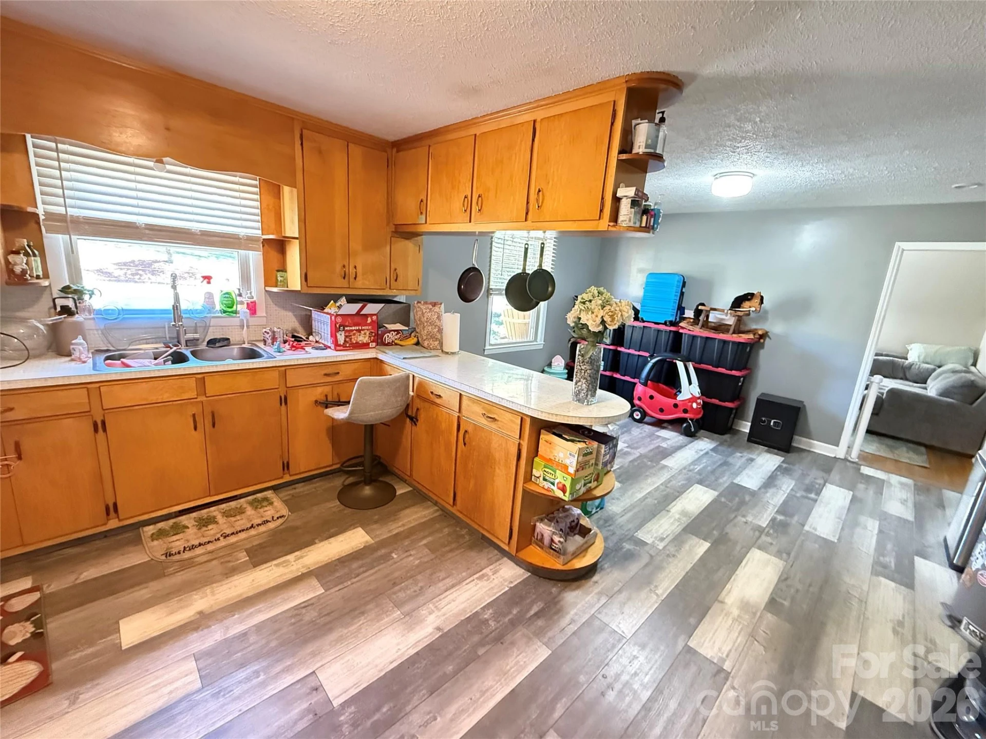 103 Regina Drive - Photo 14