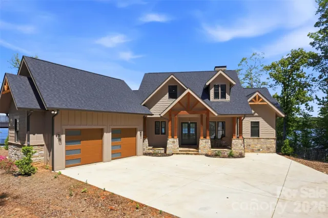 8058 Edgewater Drive