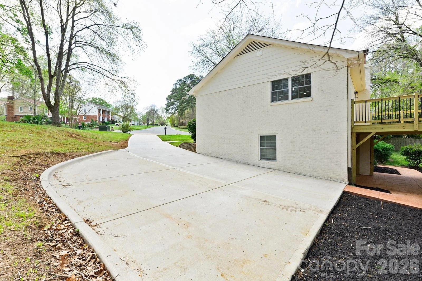 100 Chadmore Drive - Photo 25