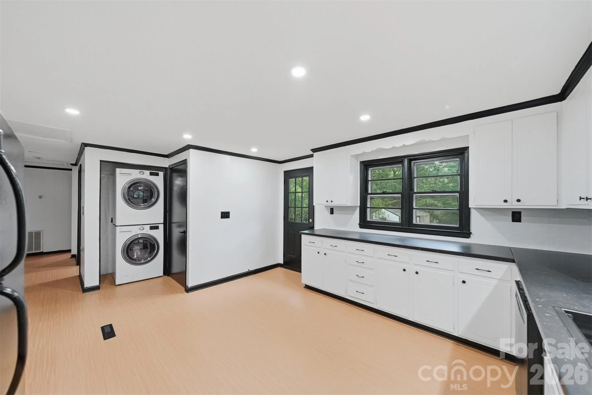 201 Cape Hickory Road - Photo 6