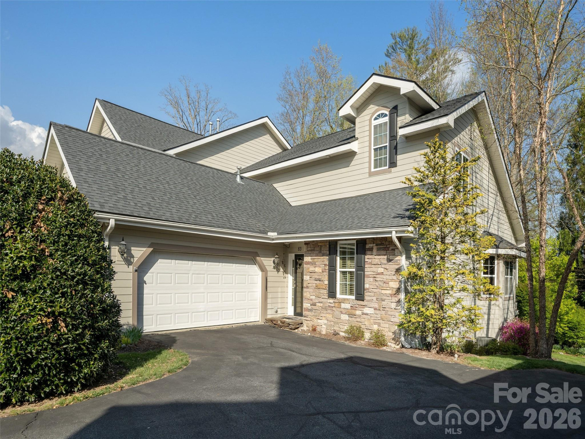 83 Towne Place Drive - Photo 2