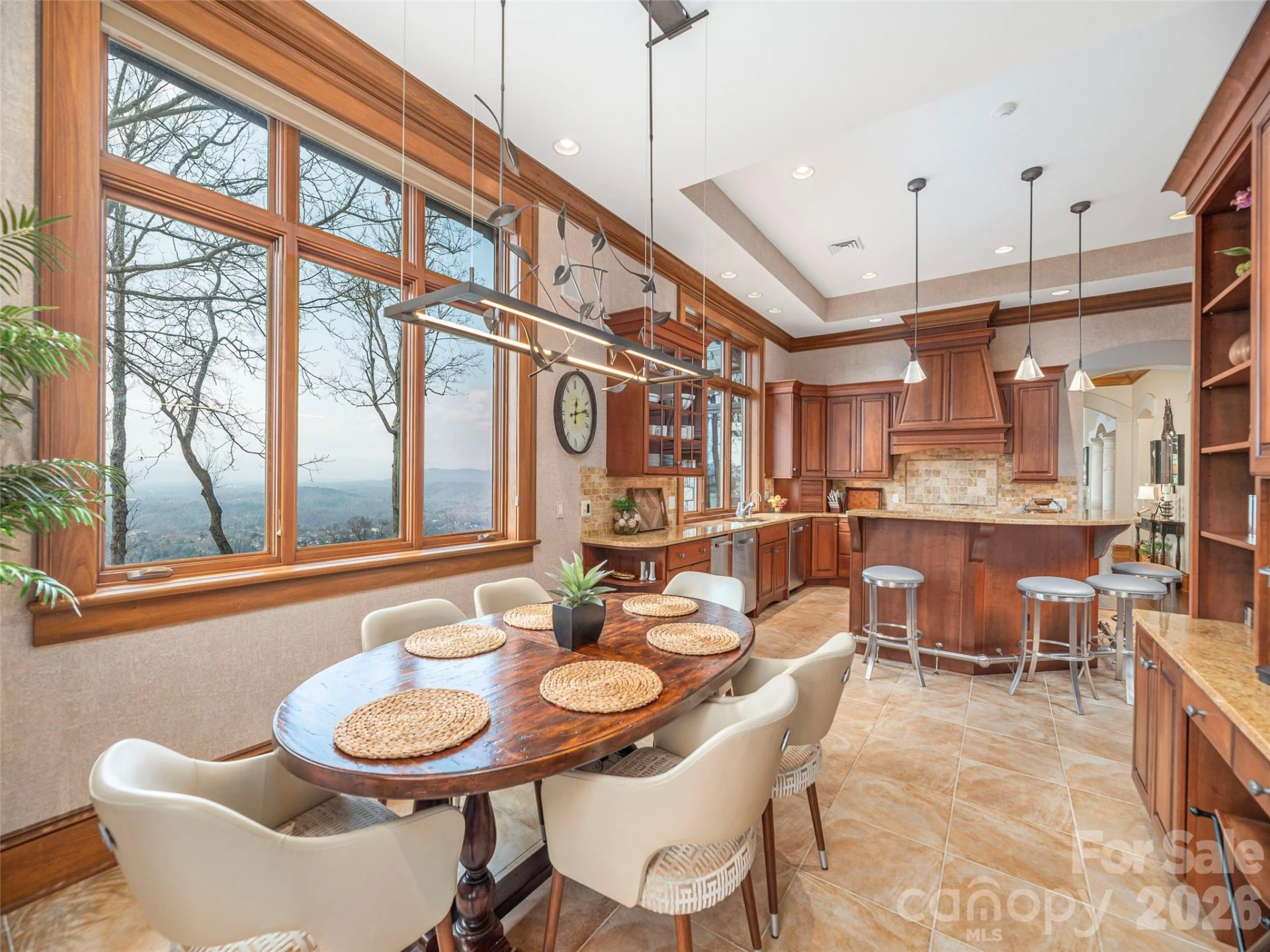 633 Altamont View - Photo 18