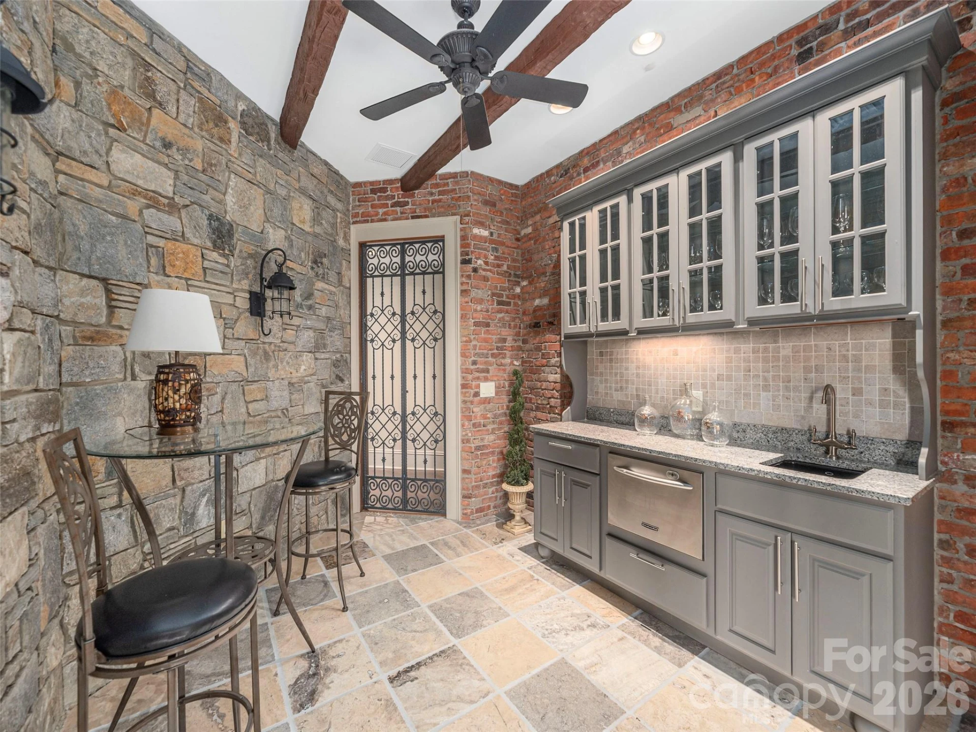633 Altamont View - Photo 36