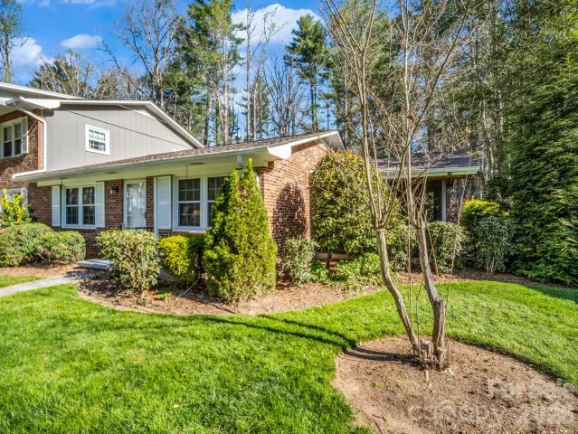 101 Boyd Drive, Flat Rock, NC, 28731