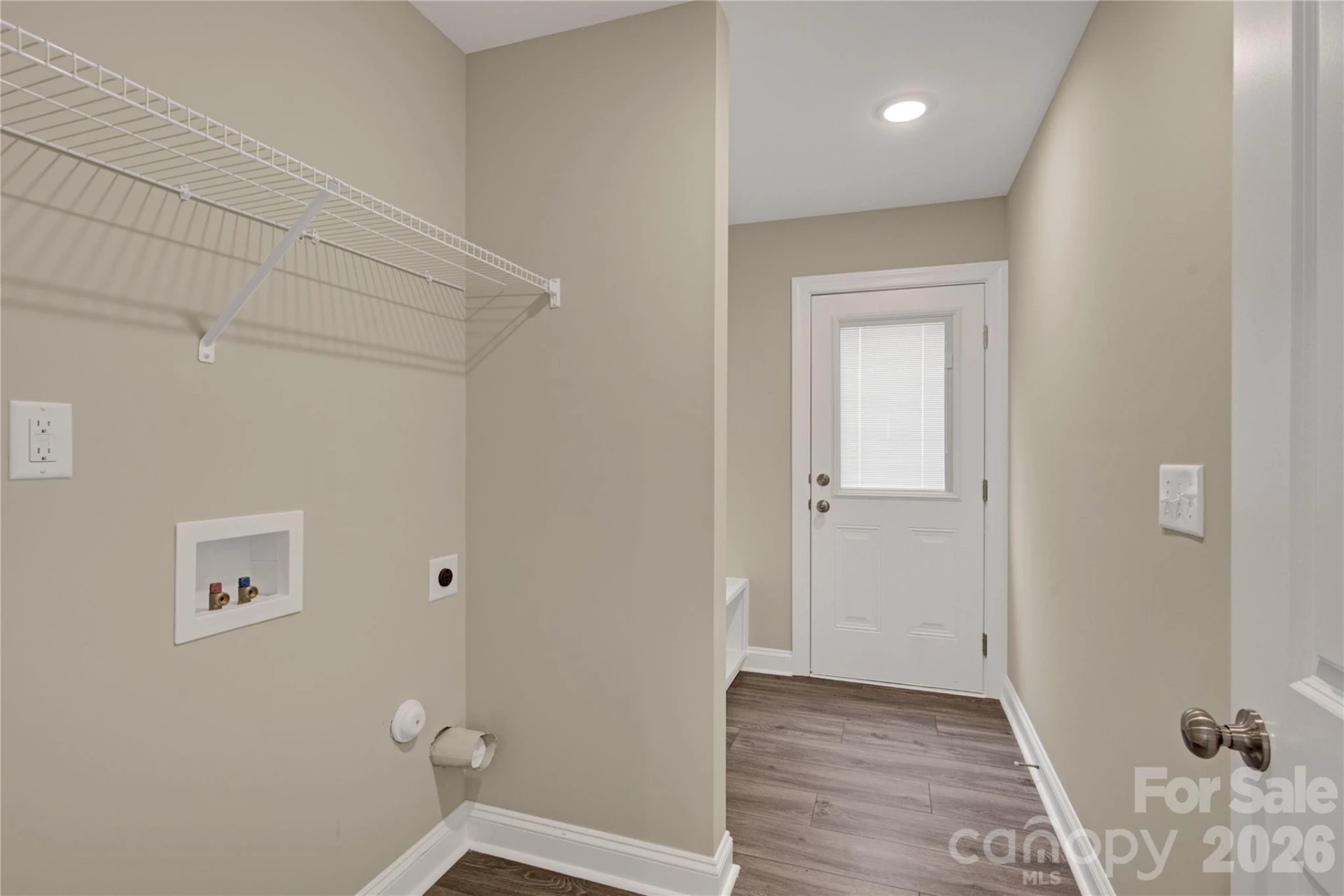 690 Wilshire Avenue - Photo 15