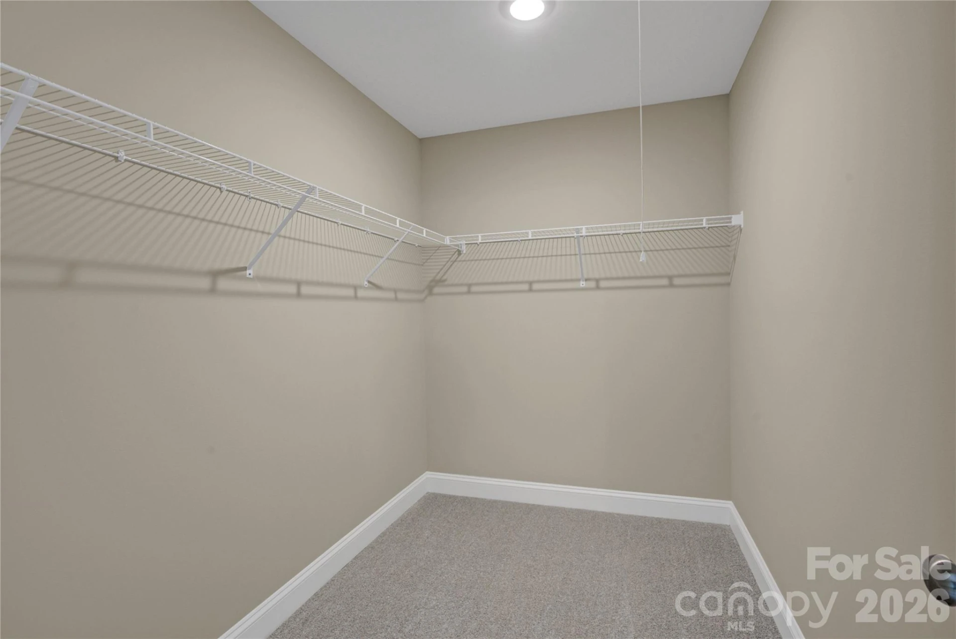 690 Wilshire Avenue - Photo 10