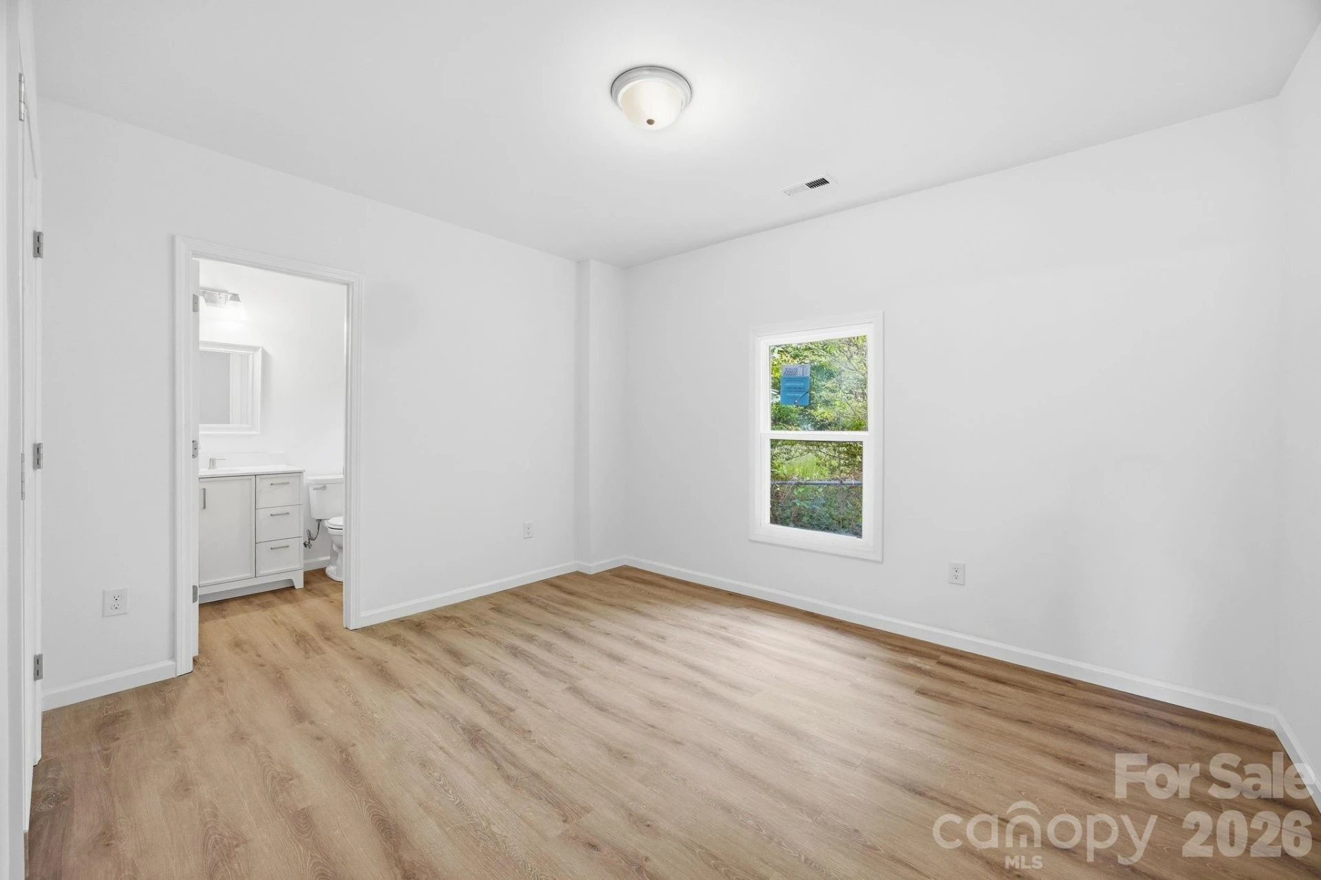 304 Ashford Street - Photo 16