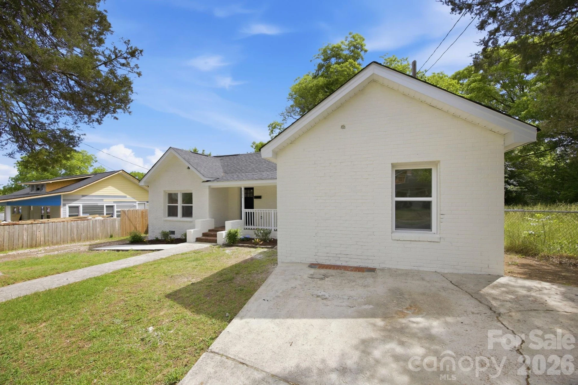 304 Ashford Street - Photo 22