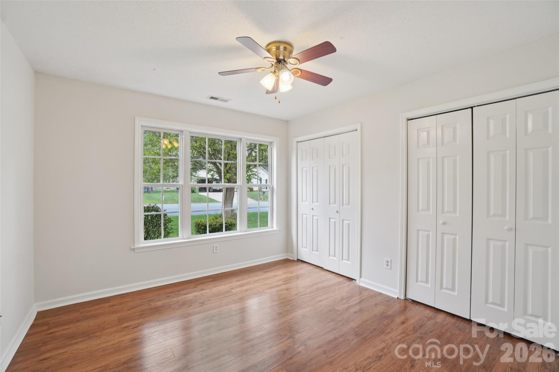414 Glensprings Drive - Photo 4