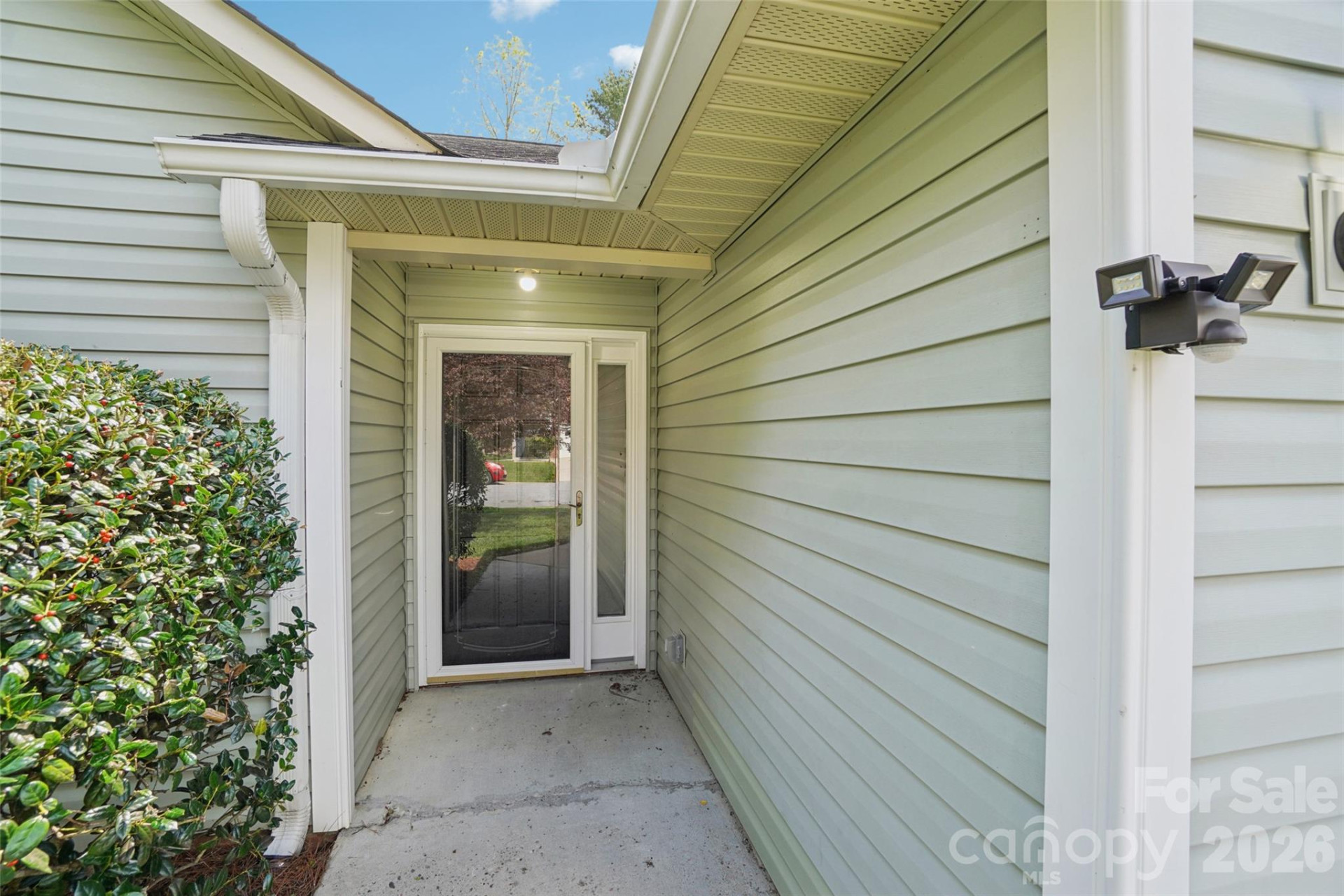 414 Glensprings Drive - Photo 10