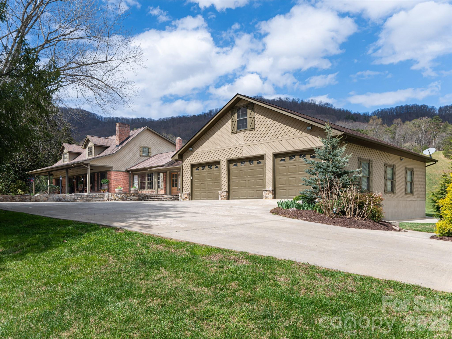 356 Curtis Creek Road - Photo 4