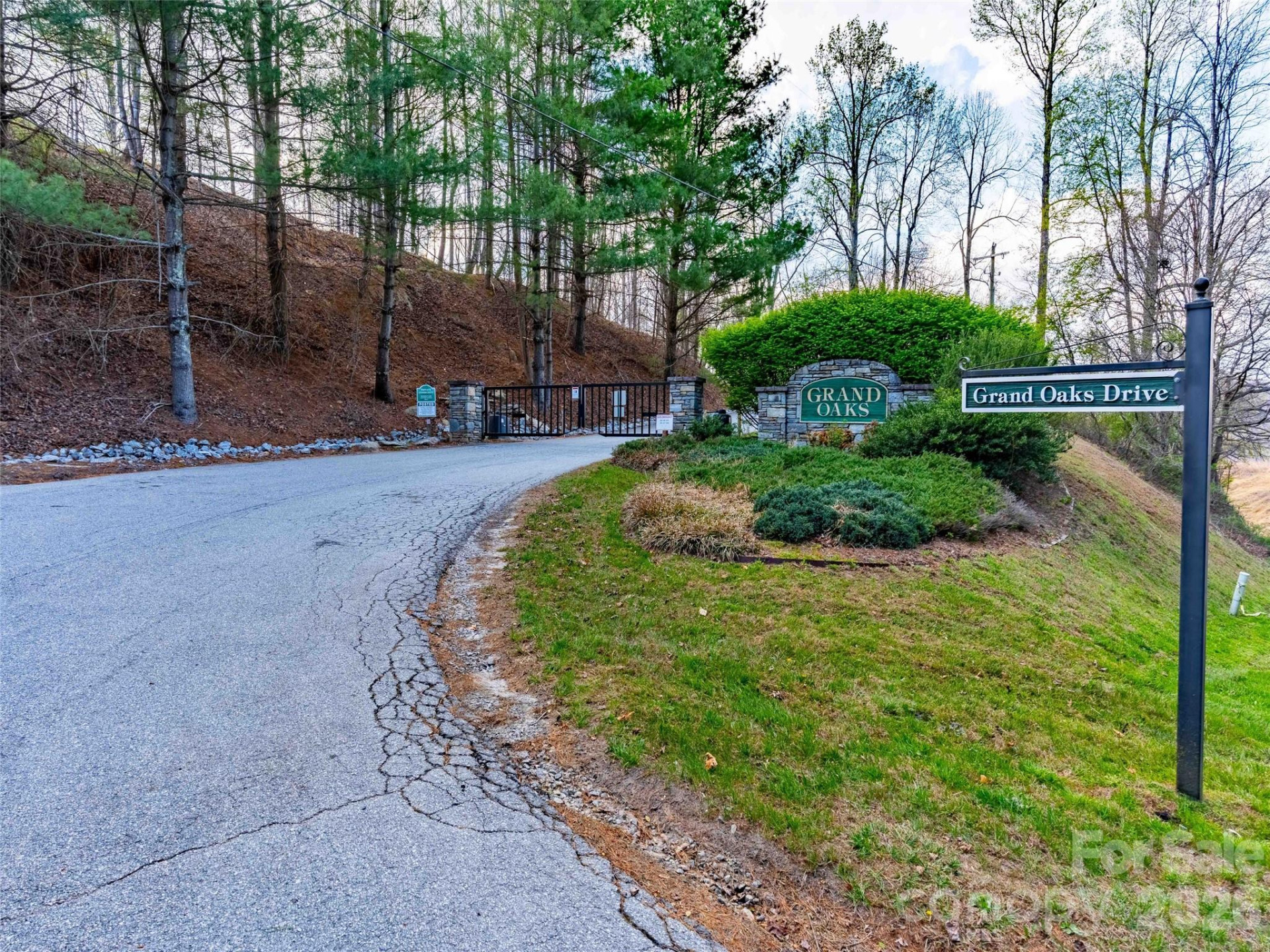 340 Grand Oaks Drive - Photo 19