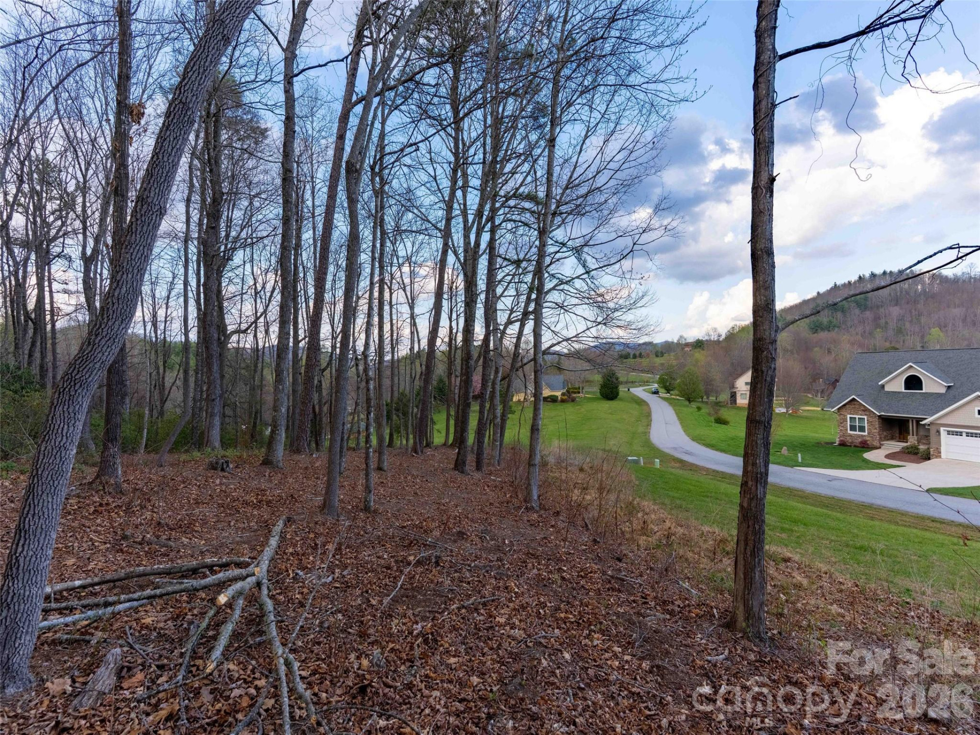 340 Grand Oaks Drive - Photo 3