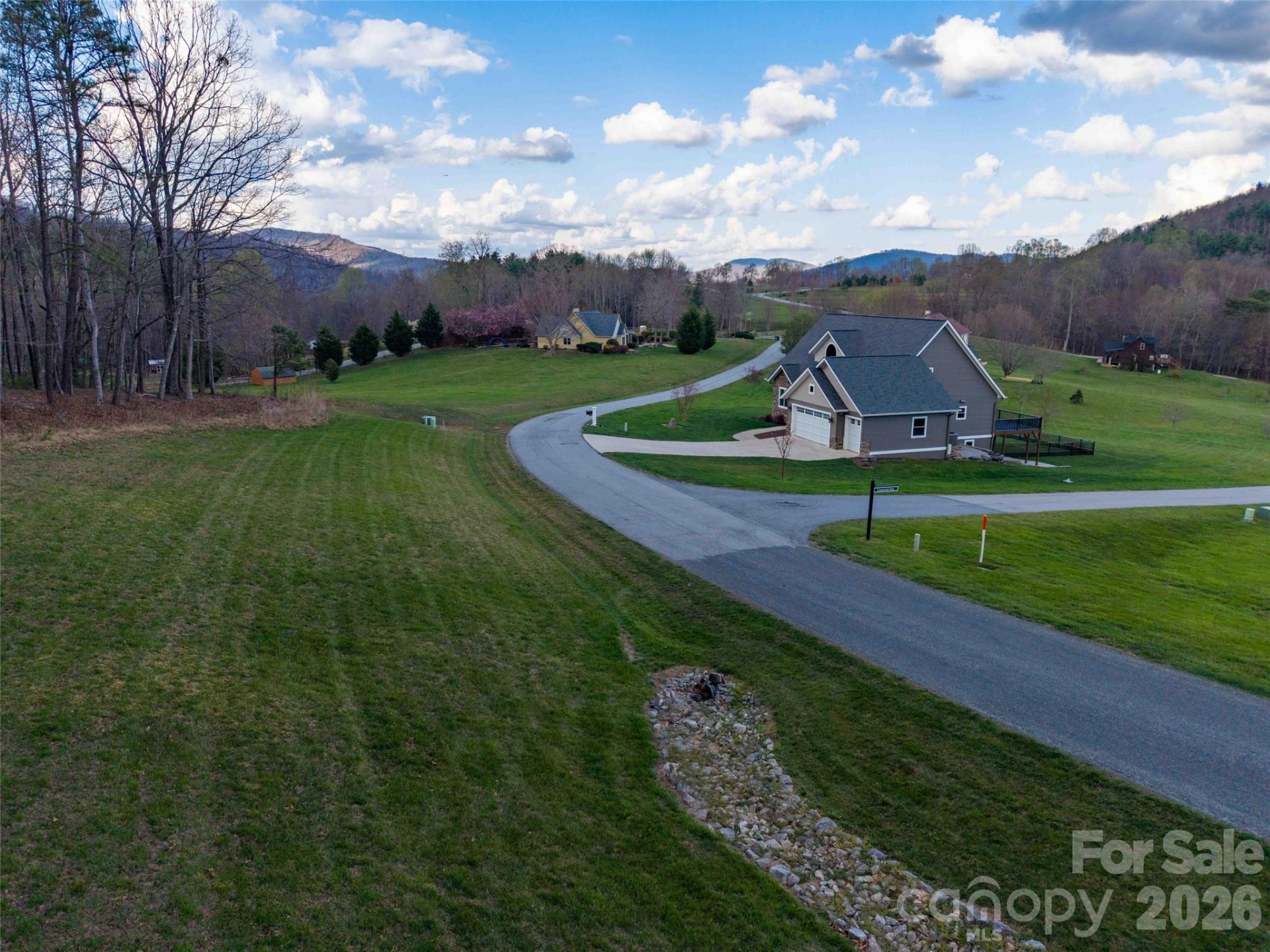 340 Grand Oaks Drive - Photo 10